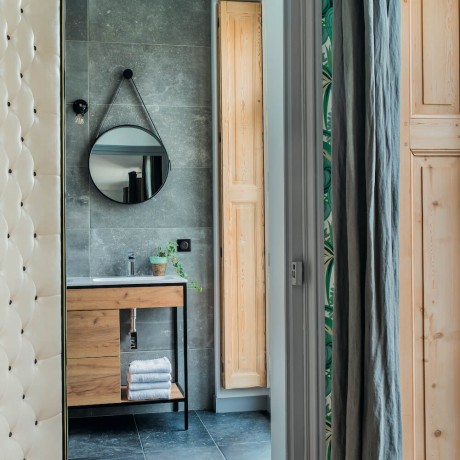 Le Huit-8973